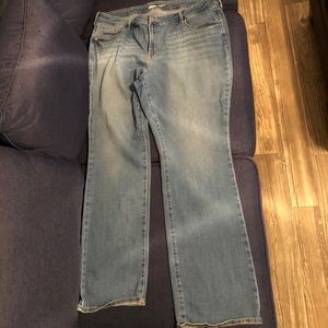 Old navy light wash kicker bootcut jeans. Size 20